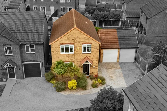 Prior Croft, Rotherham, S63, photo 3