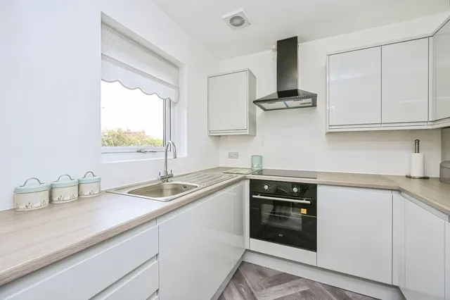 Nicholas Road, Liverpool, L23, photo 3