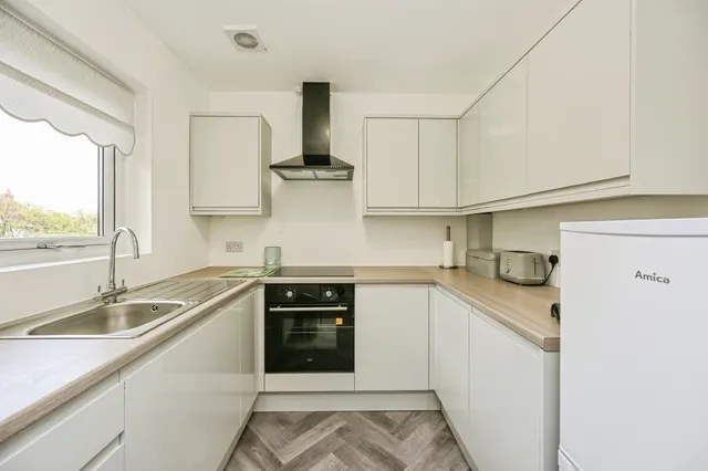 Nicholas Road, Liverpool, L23, photo 2