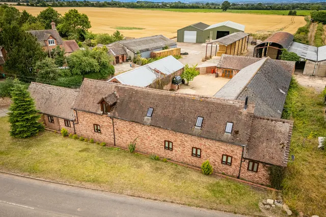 Charlton Barns, Charlton, TF6, photo 1