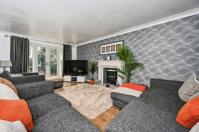 Photo 3 — Hadleigh Close, Great Sankey, Warrington, Cheshire, WA5