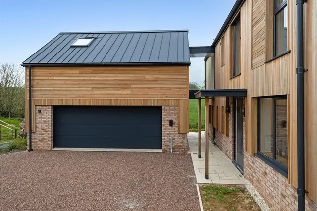Frogmire Lane, Sandford, EX17, photo 3