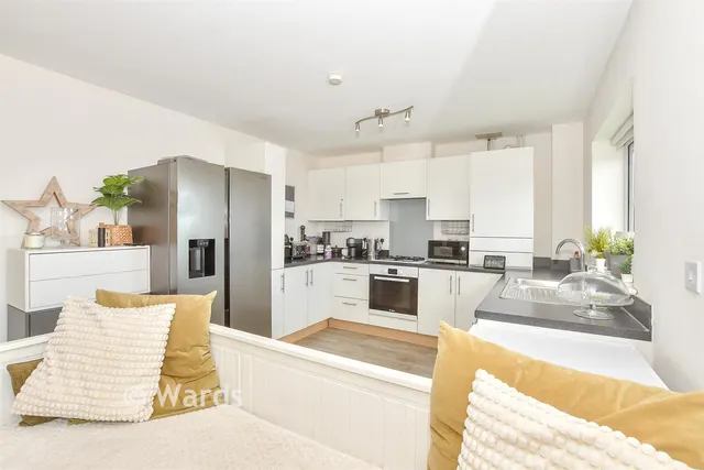 Melrose Close, Maidstone, ME15, photo 2