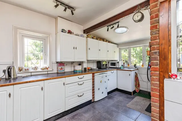 Briar Close, Fairlight, TN35, photo 3