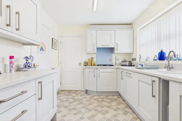 Orchard Close, Eaton Ford, PE19, photo 3