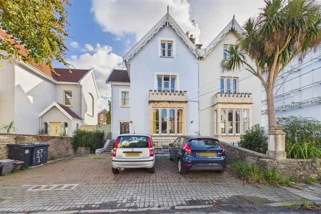 Wellington Park, Clifton, BS8, photo 1