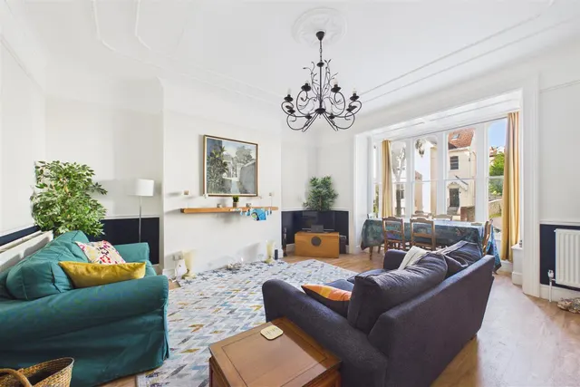 Wellington Park, Clifton, BS8, photo 2