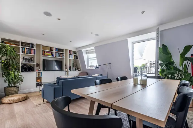 Photo 2 — Westbourne Crescent, London, W2