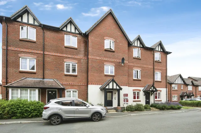 Meer Stones Road, Balsall Common, CV7, photo 1