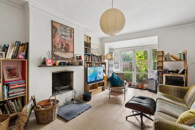 Vernon Road, Bushey, WD23, photo 1