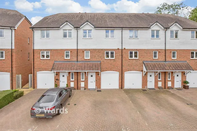 Cuthbert Close, Maidstone, ME15, photo 1