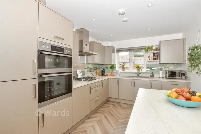 Cuthbert Close, Maidstone, ME15, photo 2