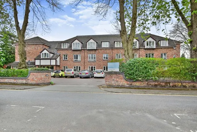 Victoria Road, Wilmslow, Cheshire, SK9, photo 1