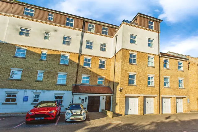 Photo 2 — Audley Court, 1 Forge Way, Southend-on-Sea, Essex, SS1