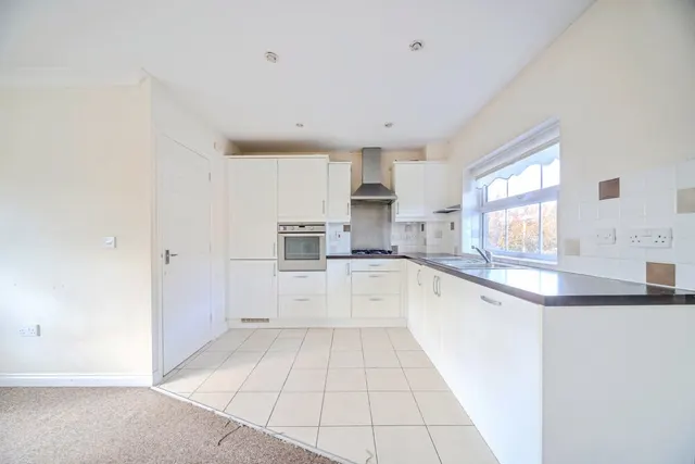 Faulkner Drive, Bletchley, MK3, photo 2