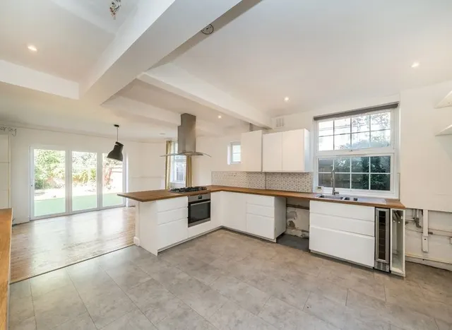 Waynflete Street, Earlsfield, SW18, photo 2