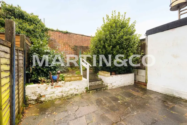 Photo 3 — Mansfield Road, Wanstead