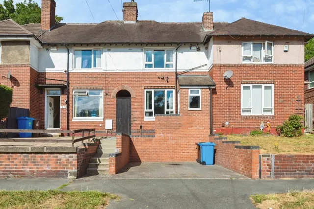 Halliwell Crescent, Sheffield, S5, photo 1