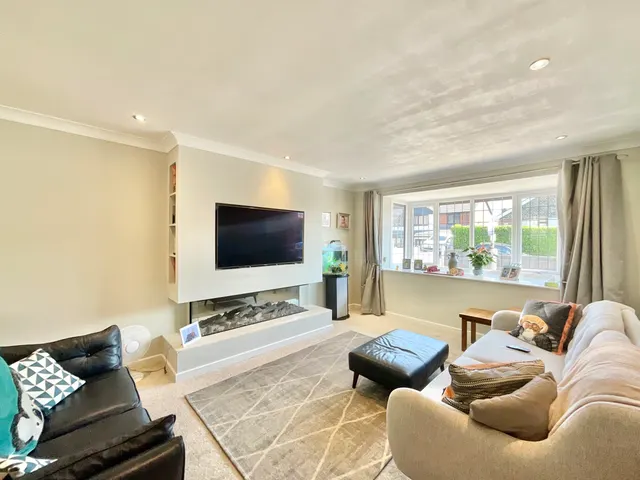 Pemberton Drive, Stoke-On-Trent, ST3, photo 3