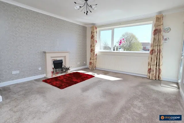 Coniston Court, St Nicolas Park, CV11, photo 3