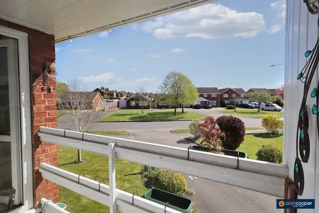 Coniston Court, St Nicolas Park, CV11, photo 2