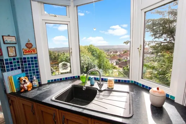 Spring Hill, Weston-super-Mare, BS22, photo 3