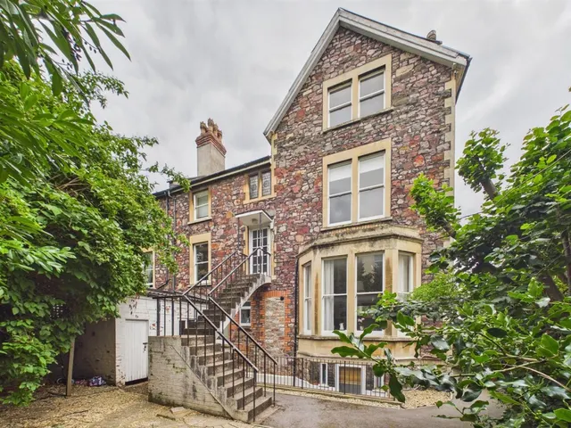 Photo 3 — 7A, Belgrave Road, Clifton, Bristol, BS8 2AA