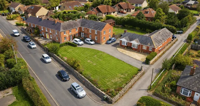High Street, Chapmanslade, BA13, photo 1