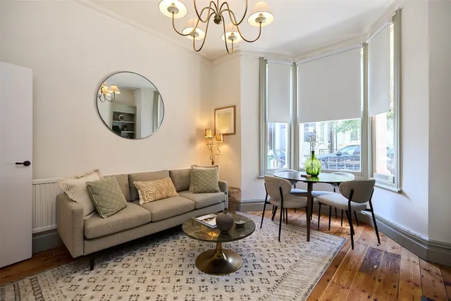 Blythe Road, London, W14, photo 1