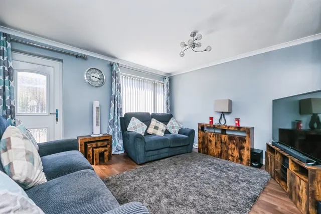 Newmarket Road, Nottingham, NG6, photo 3