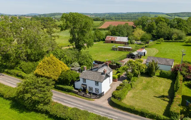 Usk Road, Raglan, NP15, photo 1