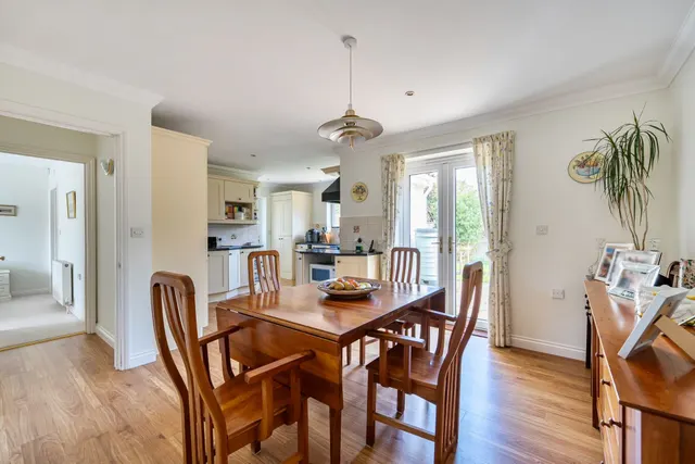 Noel Close, Brockenhurst, SO42, photo 3