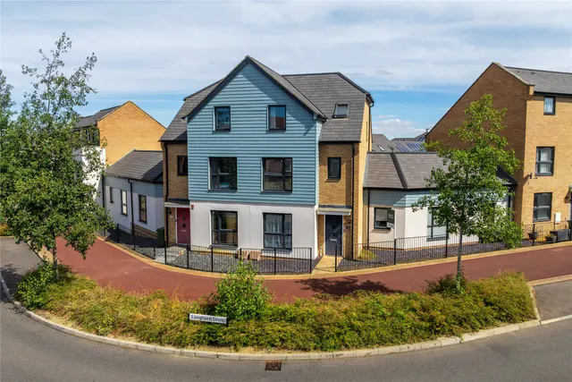 Longhorn Drive, Whitehouse, MK8, photo 2