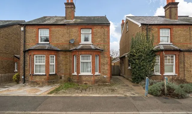 Miles Road, Epsom, KT19, photo 1