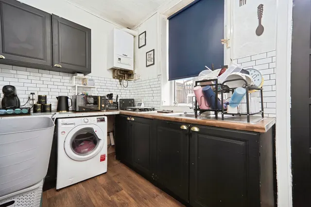 Nightingale Street, Keighley, BD21, photo 3