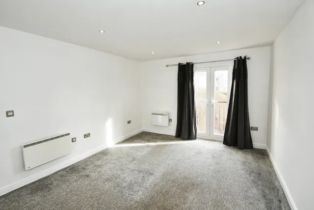 Photo 2 — Olsen Rise, Lincoln, Lincolnshire, LN2