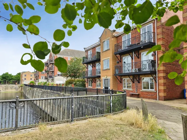 Lock Keepers Court, Hull, HU9, photo 1