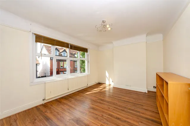 Victoria Avenue, Llandudno, LL30, photo 3
