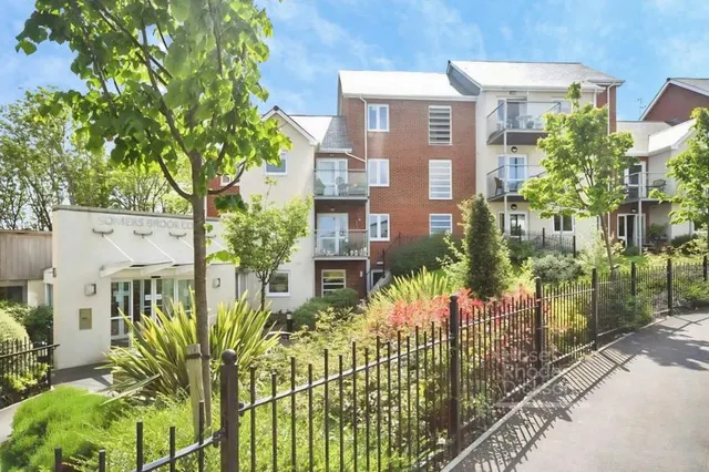 Foxes Road, Newport, PO30, photo 1