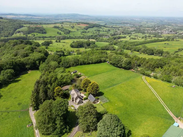 Photo 2 — Rookery Farm, Middle Hill, Broadway, Worcestershire, WR12 7LA