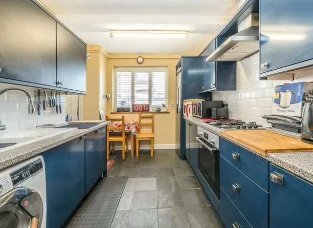 Photo 3 — Alexandra Road, Muswell Hill, N10
