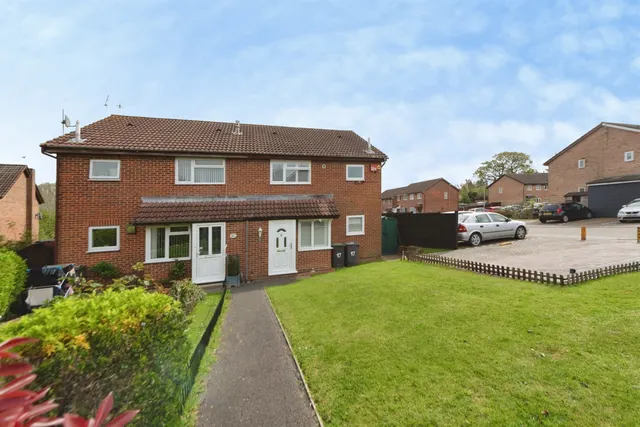 Starina Gardens, Waterlooville, PO7, photo 1
