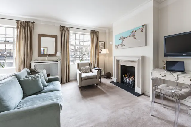 Photo 2 — Chelsea Manor Gardens, Chelsea, SW3