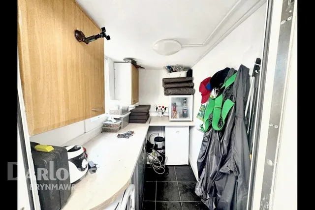 Twyncynghordy Place, Brynmawr, photo 3