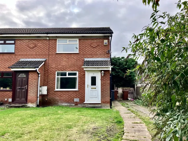 Lychfield Drive, Bamber Bridge, Preston, Lancashire, PR5, photo 1