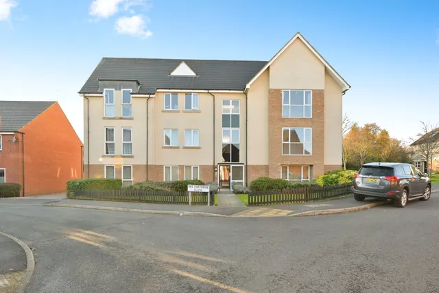 Reg Partridge Close, Duston, Northampton, NN5, photo 1