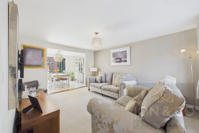 Sandy Hill Lane, Moulton, NN3, photo 2