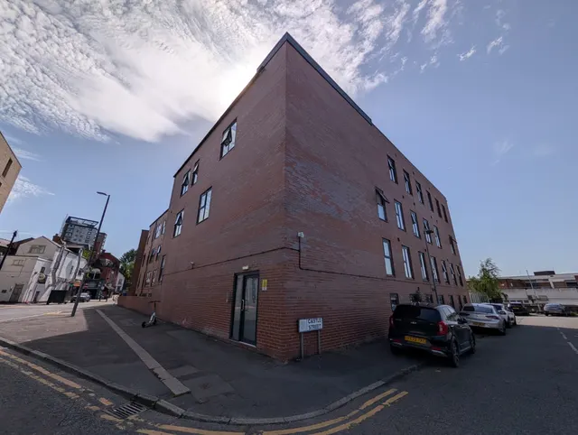 6 John William Street, Manchester, M30, photo 1