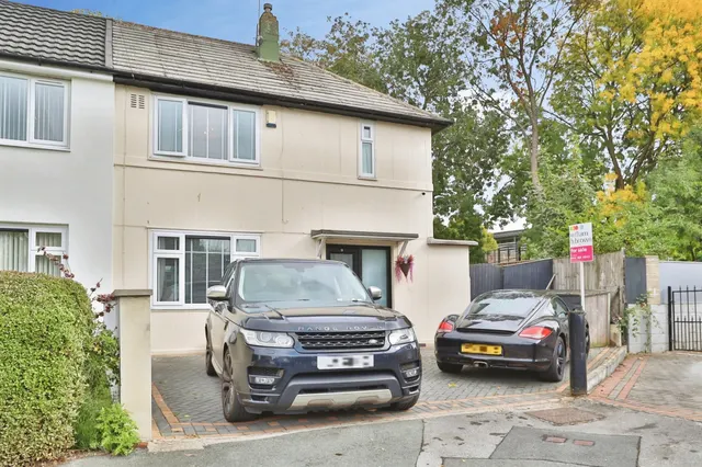 Foundry Mill Gardens, Leeds, LS14, photo 1