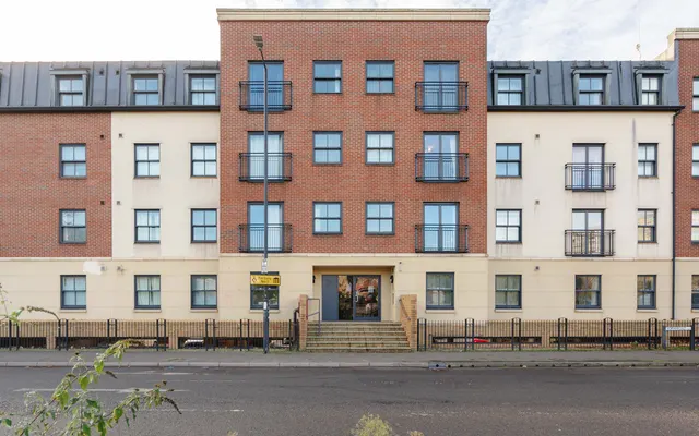 Squires Court, Bedminster, BS3, photo 3